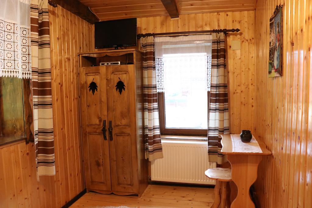 Casa Bunicii Hotel Costeşti Kültér fotó