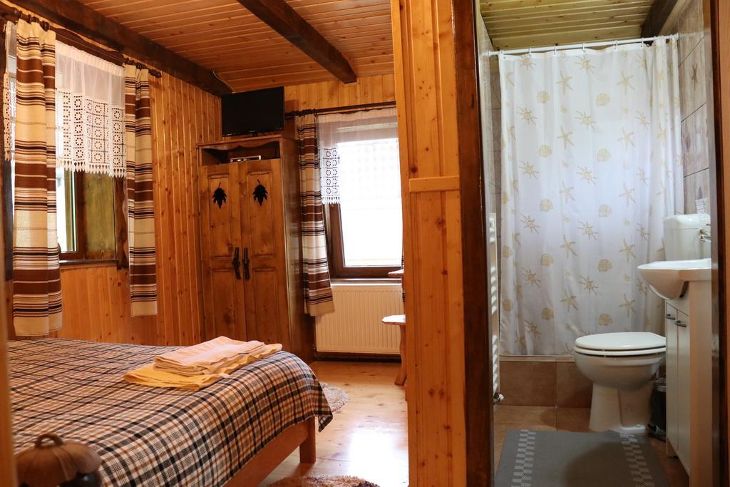 Casa Bunicii Hotel Costeşti Kültér fotó
